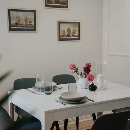 4 Traum Im Altbau Fuer Familien Und Gruppen Apartment