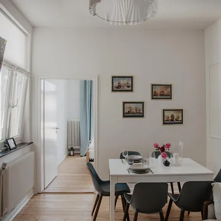 Apartment 4 Traum Im Altbau Fuer Familien Und Gruppen