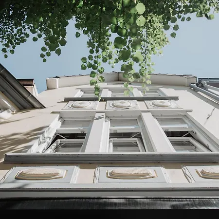 Apartment 4 Traum Im Altbau Fuer Familien Und Gruppen